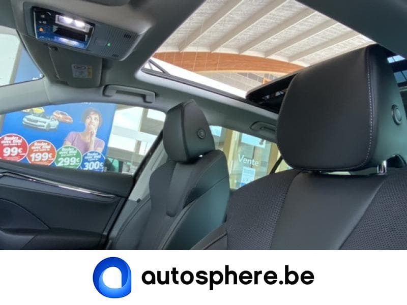 Skoda Octavia Combi Clever+ 2.0TDi 150cv - Toit pano/Attelage - 26