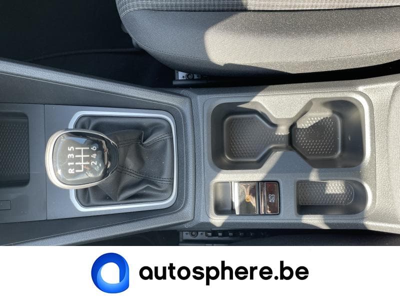 Volkswagen Caddy Life 2.0TDi 122cv - Capteurs av-ar/Airco - 24