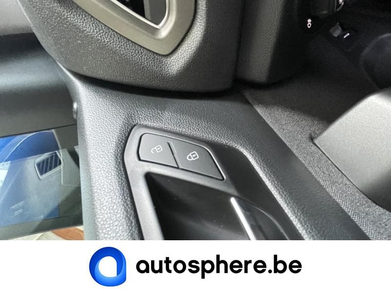Volkswagen T-Roc Style 1.0TSi 110cv - Toit pano/GPS/Caméra - 17