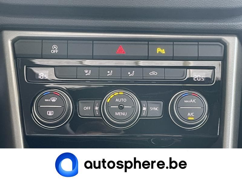 Volkswagen T-Roc Style 1.0TSi 110cv - Toit pano/GPS/Caméra - 25