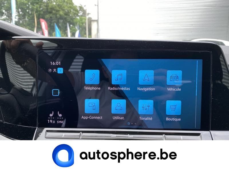 Volkswagen Golf LIFE-CAMERA-GPS+++ - 12