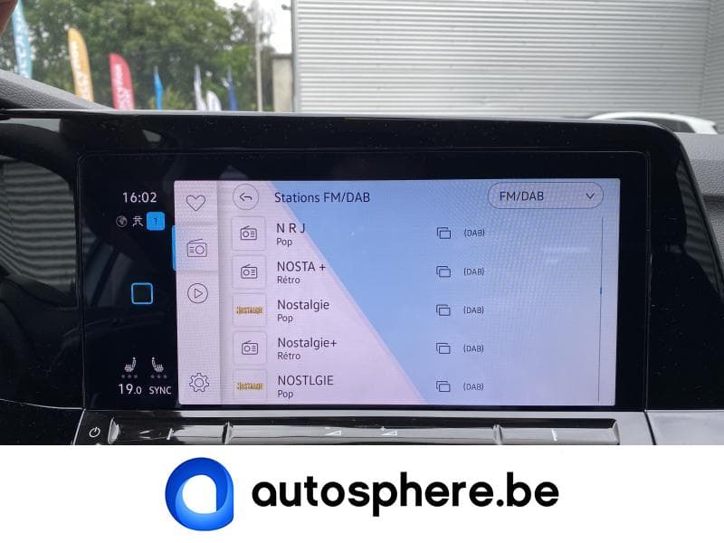 Volkswagen Golf LIFE-CAMERA-GPS+++ - 14