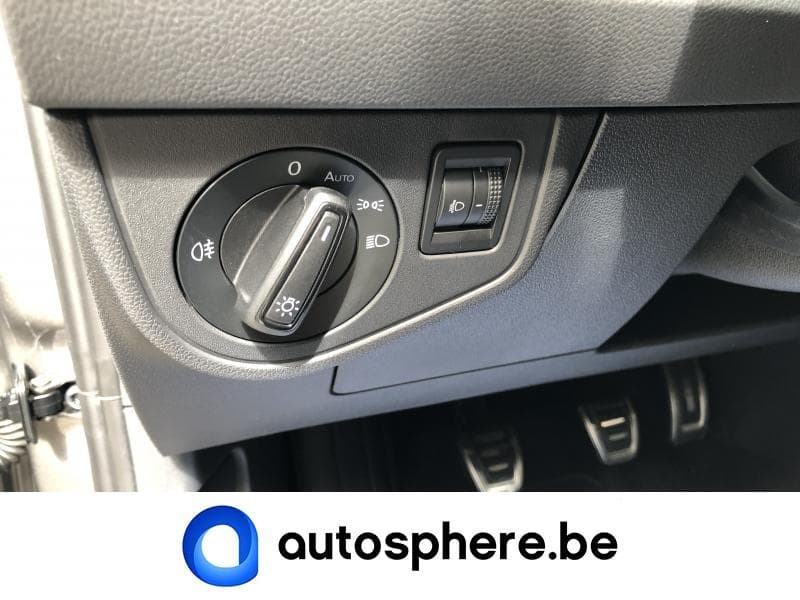 Volkswagen Polo VI UNITED-JA15\'\'-Climatisation-Capteurs-Carplay - 16
