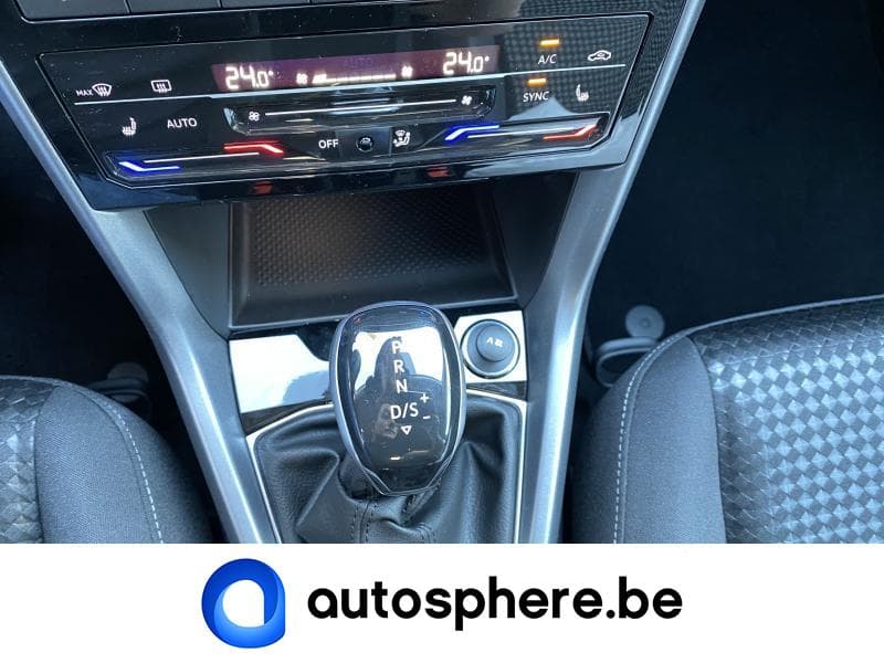 Volkswagen T-Cross Life - 12