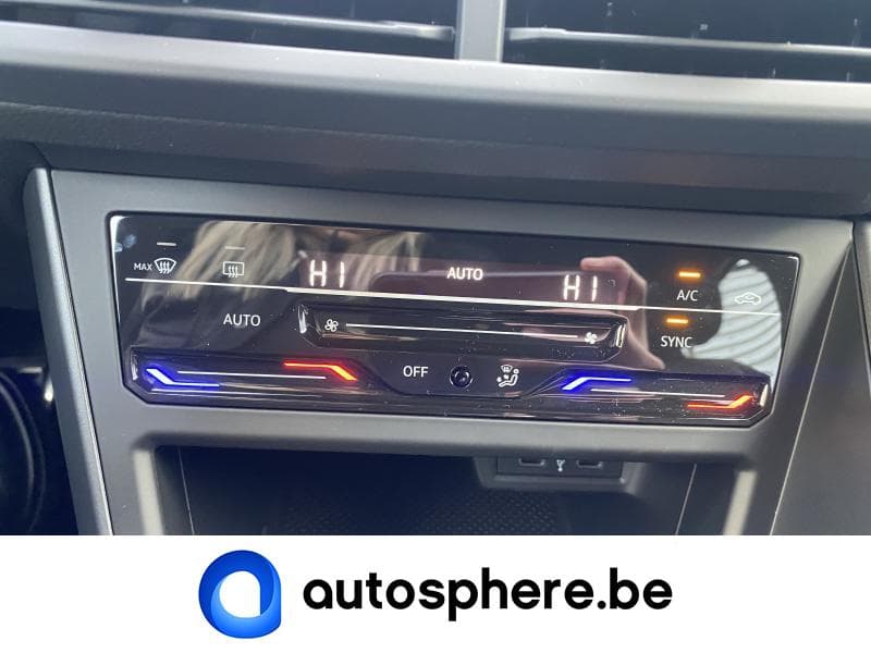 Volkswagen Polo R-LINE*CAMERA*GPS*CLIM*LED+++ - 25