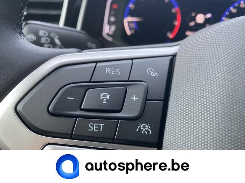 Volkswagen Polo R-LINE*CAMERA*GPS*CLIM*LED+++ - 9