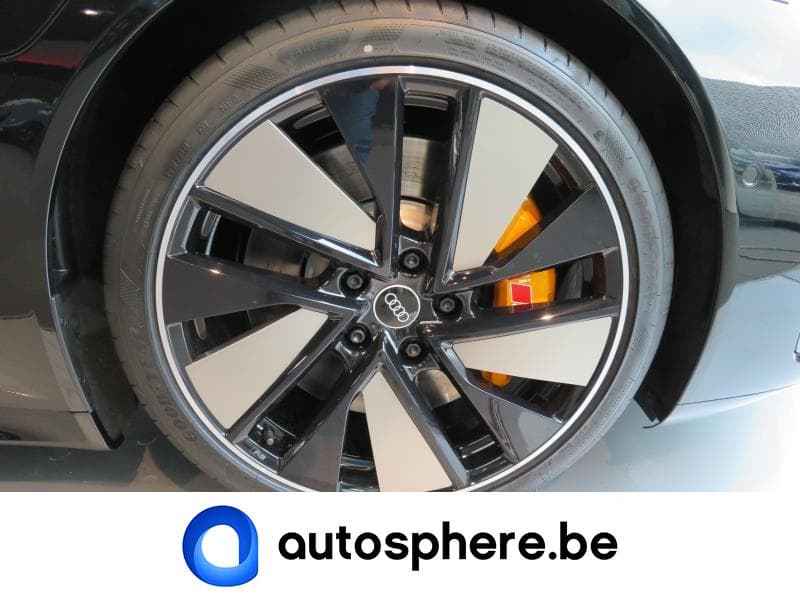 Audi e-tron GT*Platinum*Laser*21\\ - 18
