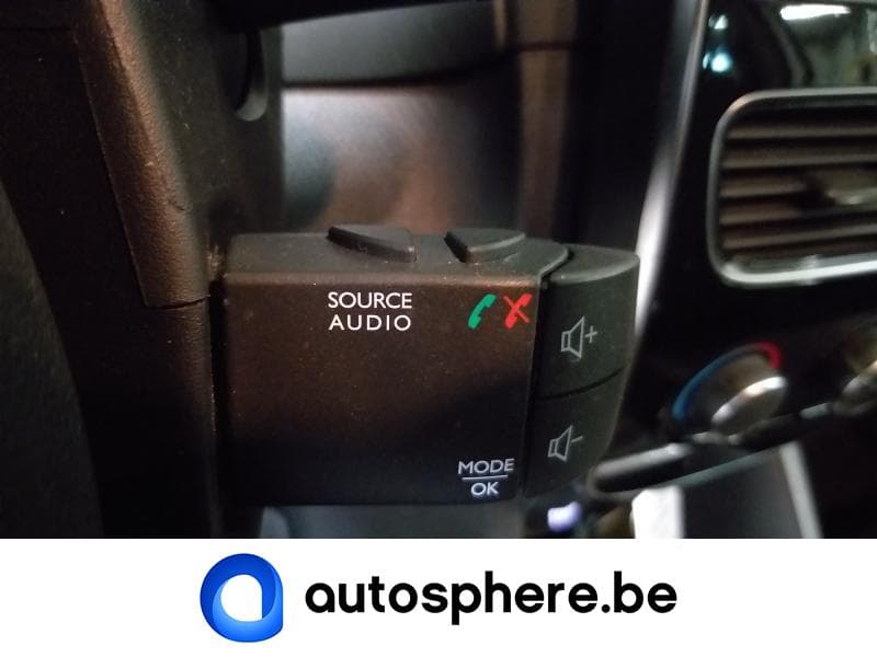 Renault Clio LIMITED TCE90CV 13578KMS! - 18