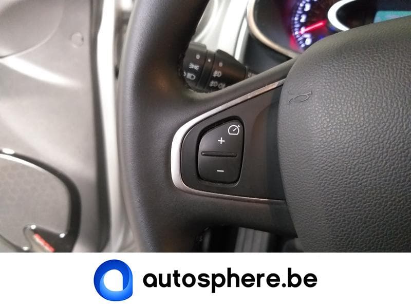 Renault Clio LIMITED TCE90CV 13578KMS! - 13