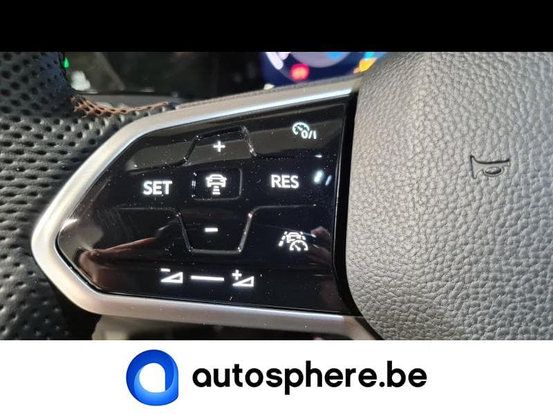 Volkswagen Golf R-Line - Dispo en Juin - 21