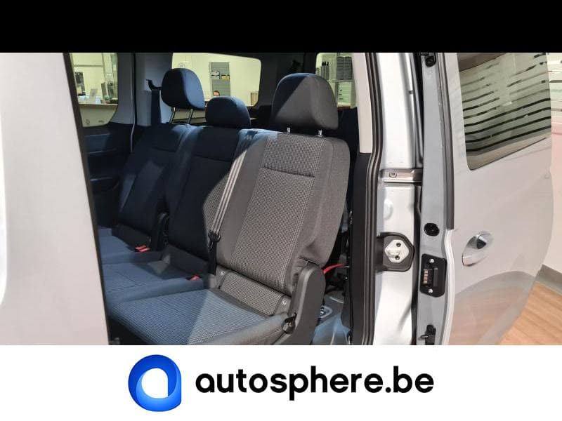 Volkswagen Caddy Maxi Dispo juin 2022 - 19