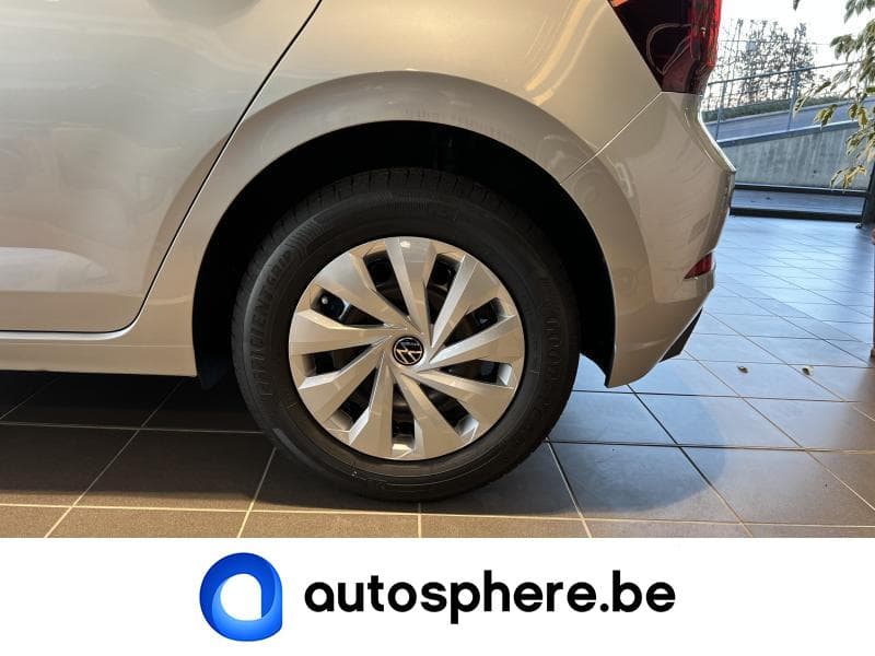 Volkswagen Polo Life - 25