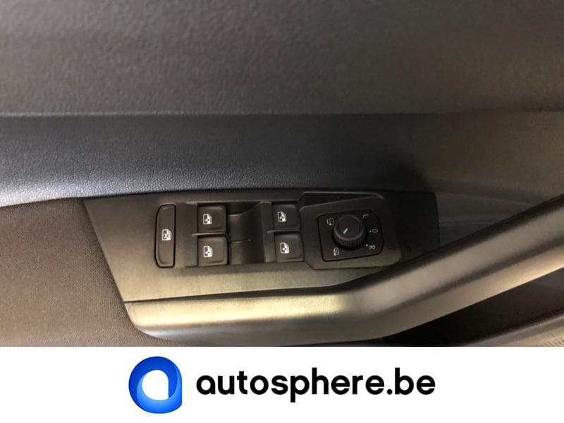 Volkswagen Polo Life - 28