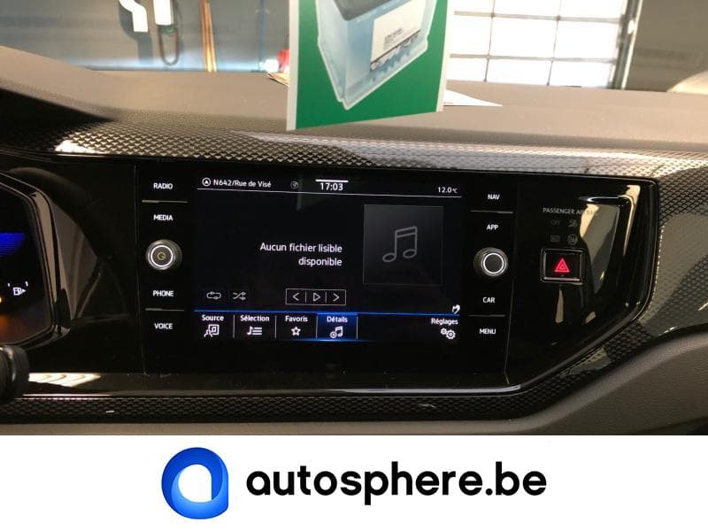Volkswagen Polo Life - 20