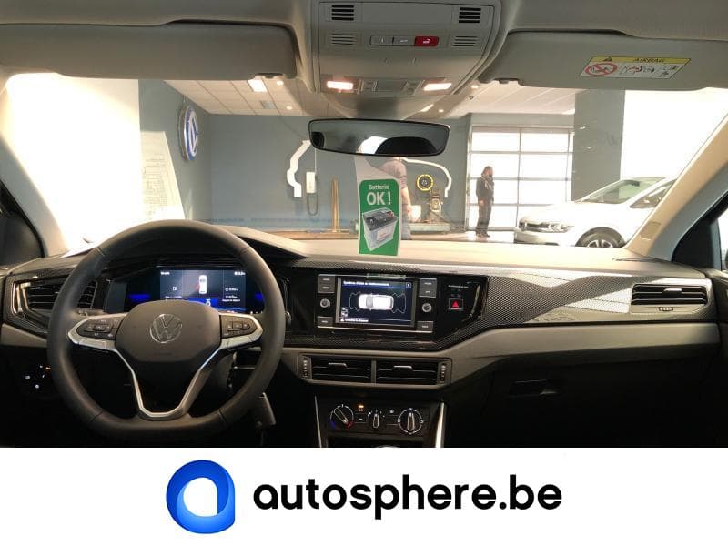 Volkswagen Polo Life - 15