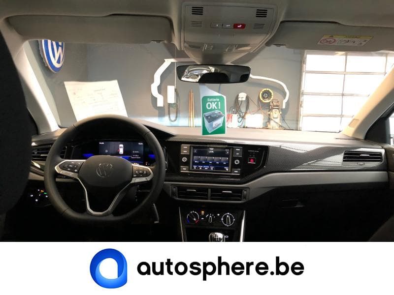 Volkswagen Polo Life - 17
