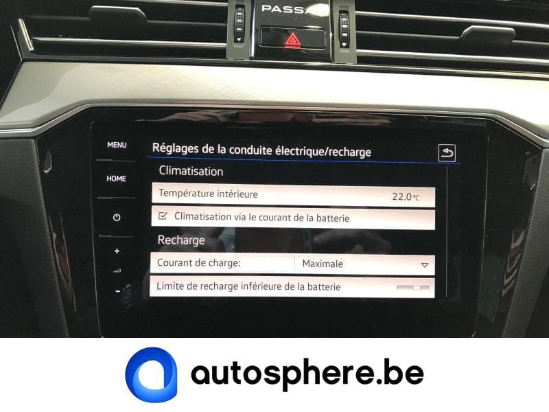 Volkswagen Passat GTE - 28