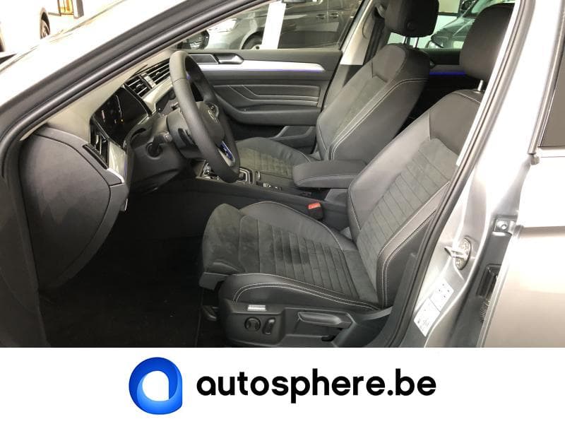 Volkswagen Passat GTE - 10