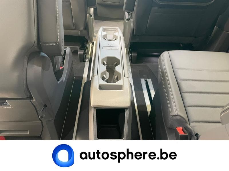 Volkswagen T7 Multivan STYLE*HYBRIDE*6PLACES++++ - 35