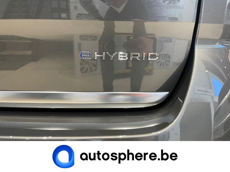 Volkswagen T7 Multivan STYLE*HYBRIDE*6PLACES++++ - 42
