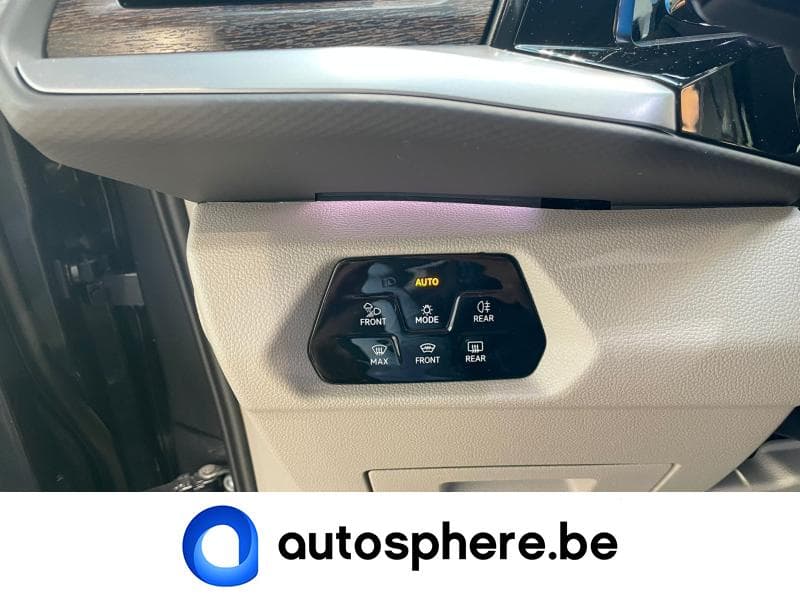 Volkswagen T7 Multivan STYLE*HYBRIDE*6PLACES++++ - 27