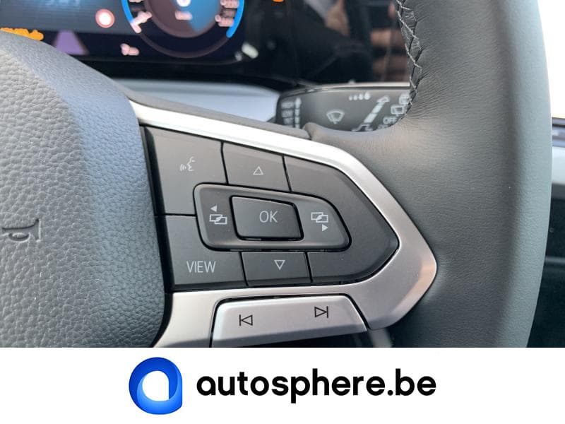 Volkswagen Golf Variant LIFE*LED*GPS JANTES 17*CAMERA++ - 27