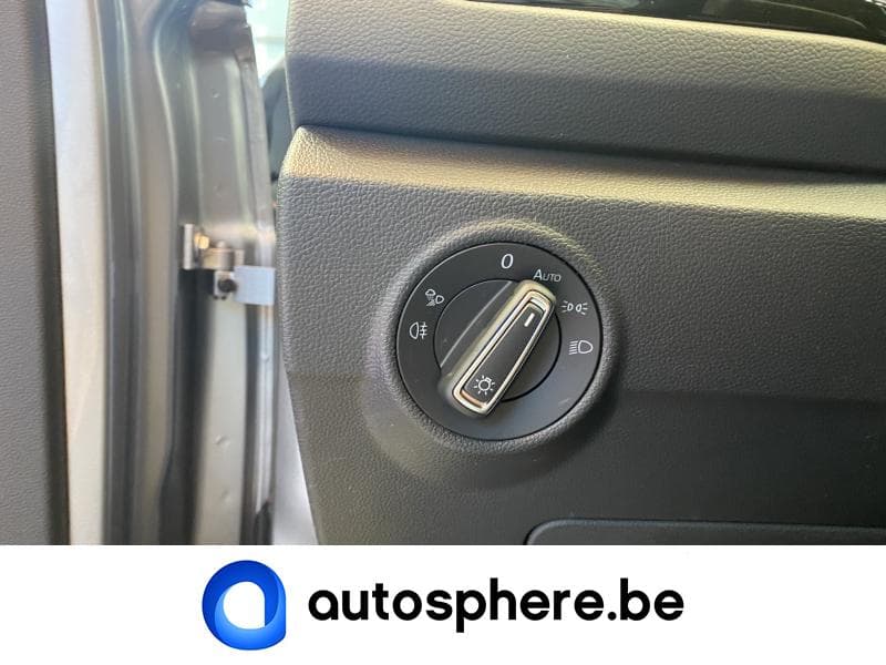 Volkswagen T-Roc R-LINE*GPS*TOIT OUVRANT*CLIM*LED++ - 22