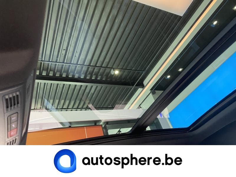 Volkswagen T-Roc R-LINE*GPS*TOIT OUVRANT*CLIM*LED++ - 24