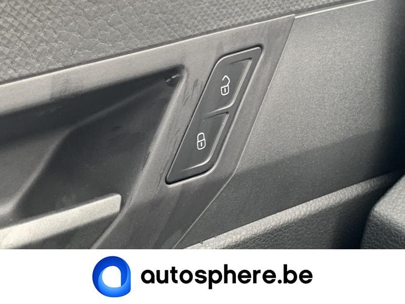 Volkswagen Caddy FOURGON*BIPS AR*ATTELAGE FIXE*APP CONNECT+++ - 21