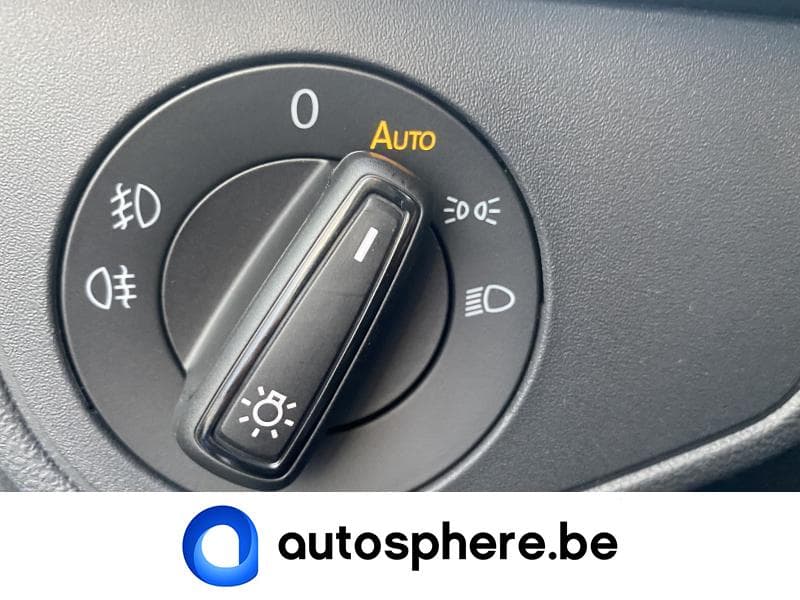 Volkswagen Taigo STYLE*TOIT OUVRANT*BOITE AUTO*CLIM*GPS*LED+++ - 23