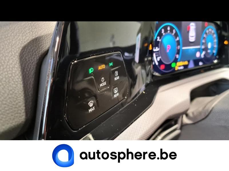 Volkswagen Golf VIII Active - 20