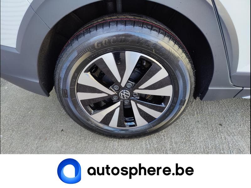 Volkswagen Taigo GPS*CAMERA*PHARE AUTO*CLIM+++ - 24