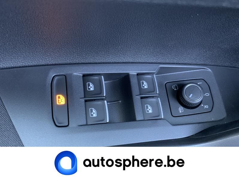 Volkswagen Taigo R-LINE*GPS*BOITE AUTO*LED*CAMERA+++ - 32