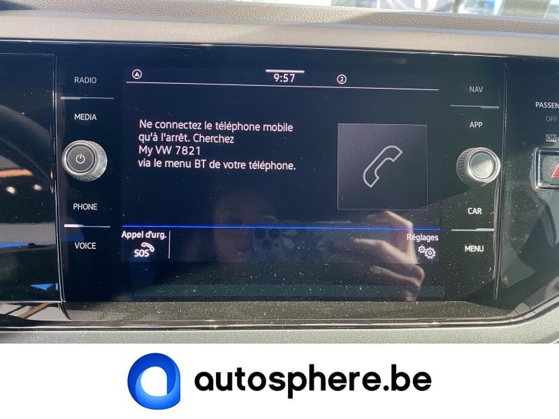 Volkswagen Taigo R-LINE*BLACK STYLE*CAMERA*BIPS AV/AR*GPS*LED++ - 17