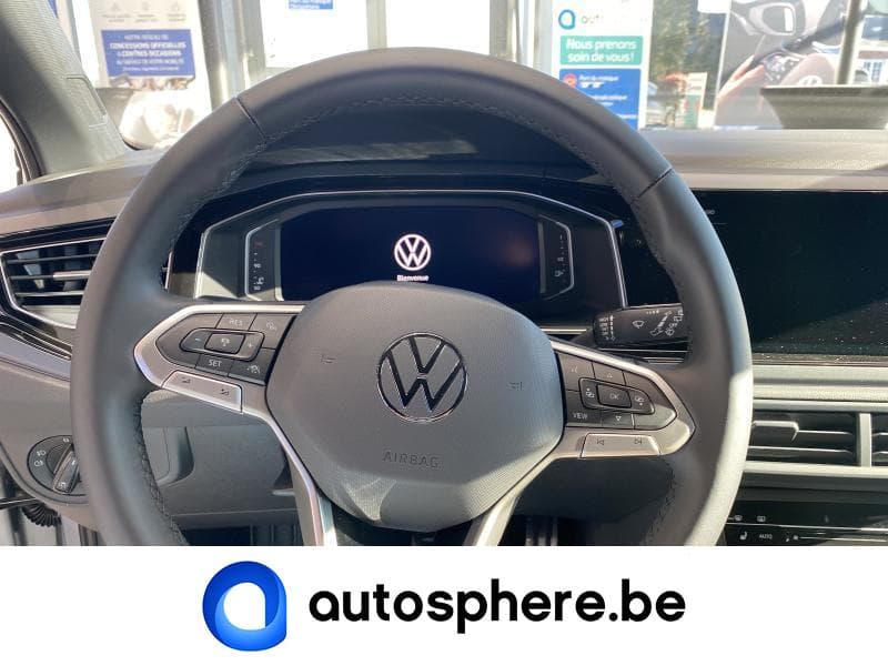 Volkswagen Taigo R-LINE*BLACK STYLE*CAMERA*BIPS AV/AR*GPS*LED++ - 11