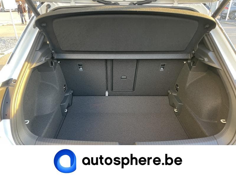 Volkswagen T-Roc R-Line-IQLight-Caméra-GPS-+++ - 14