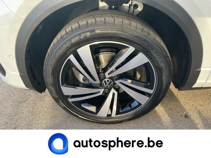 Volkswagen T-Roc R-Line-IQLight-Caméra-GPS-+++ - 10