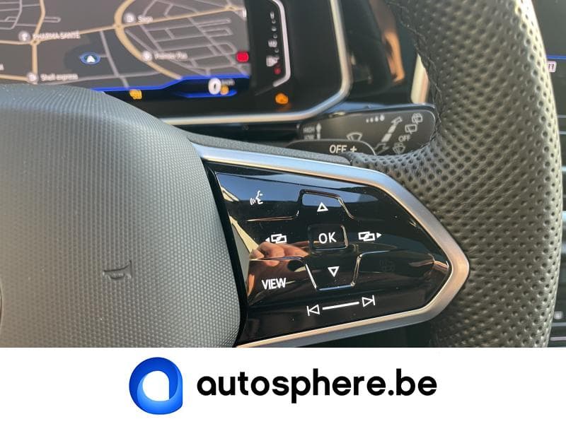 Volkswagen T-Roc R-Line-IQLight-Caméra-GPS-+++ - 22