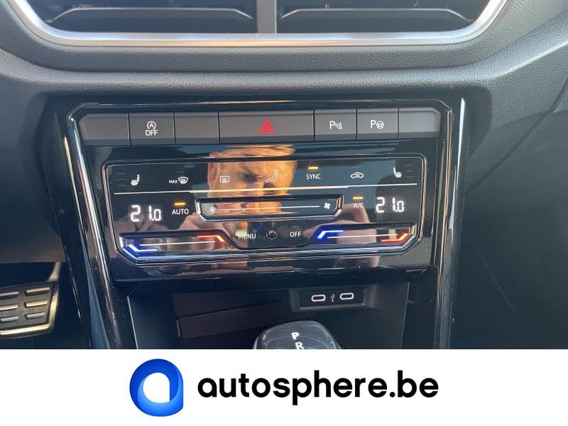 Volkswagen T-Roc R-Line-IQLight-Caméra-GPS-+++ - 24