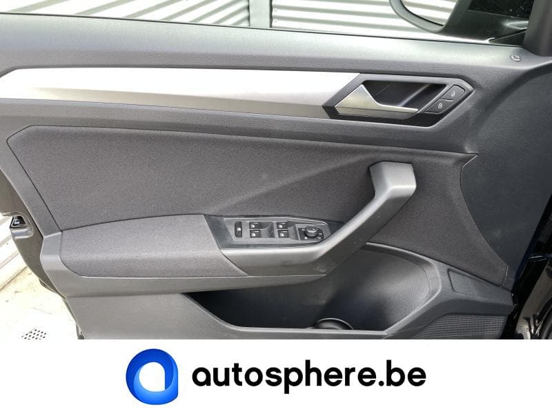 Volkswagen T-Roc CAMERA*CLIMATRONIC*AVIGATION*ATTELAGE - 20