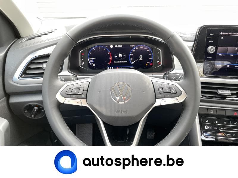 Volkswagen T-Roc CAMERA*CLIMATRONIC*AVIGATION*ATTELAGE - 9