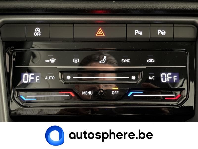 Volkswagen T-Roc CAMERA*CLIMATRONIC*AVIGATION*ATTELAGE - 19