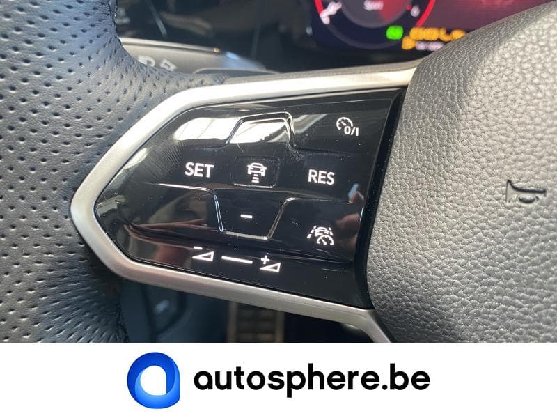 Volkswagen Golf GTD*ANTI BROUILLARD*CAMERA*GPS*JANTES 19*TOIT PANO - 13