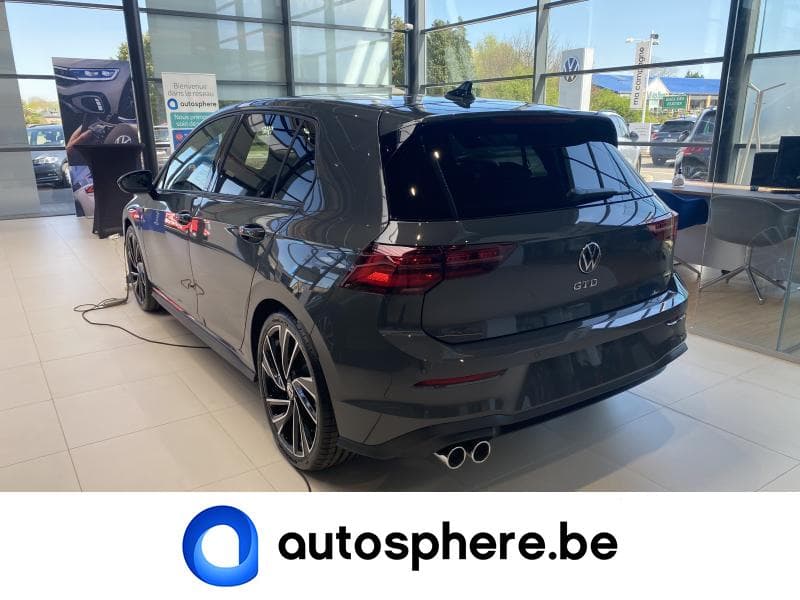 Volkswagen Golf GTD*ANTI BROUILLARD*CAMERA*GPS*JANTES 19*TOIT PANO - 8