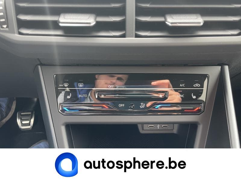 Volkswagen Taigo R-LINE-GPSPRO-LED-GPS-CAMERA-ACC-+++ - 23