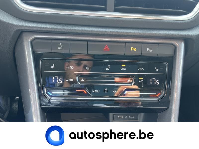 Volkswagen T-Roc DSG-ToitOuvrantPano-Caméra-GPS-led-+++ - 28