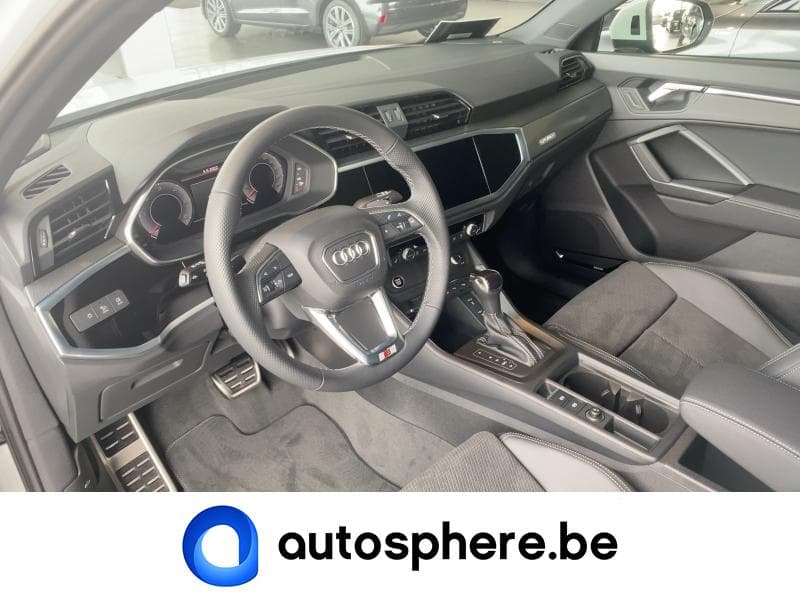 Audi Q3 S Line - 12
