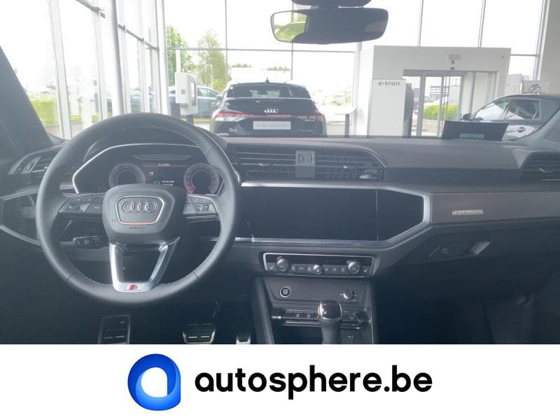 Audi Q3 S Line - 13