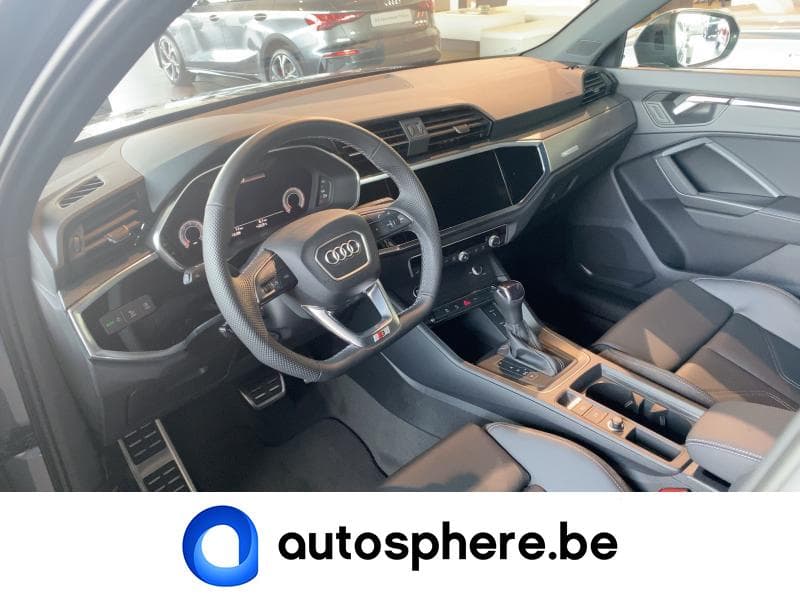 Audi Q3 S Line - 9