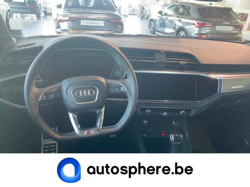 Audi Q3 S Line - 12